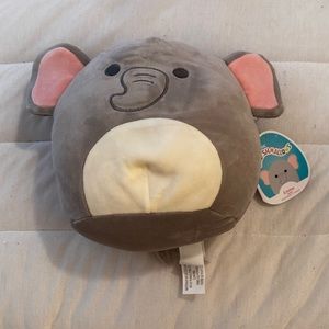 🔥 NEW SQUISHMALLOW -  Emma the Elephant - NWT 🔥